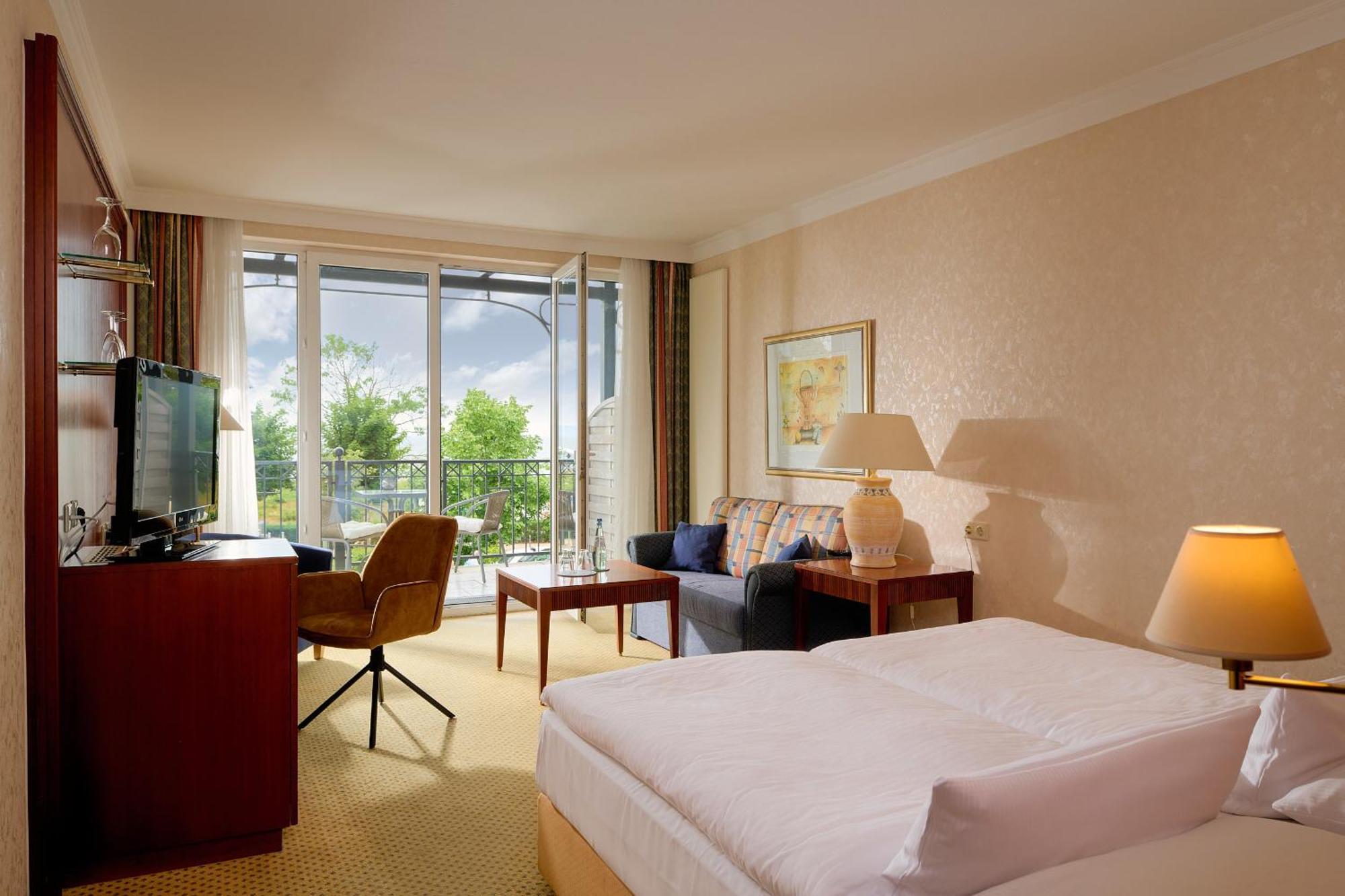 Grand Hotel בינץ מראה חיצוני תמונה A room at the InterContinental Wien
